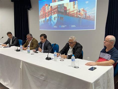 Superintend Ncia Do Porto De Itaja E Munic Pio De Itaja Recebem