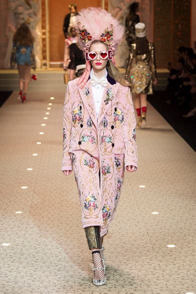 Sfilata Dolce Gabbana Milano Collezioni Autunno Inverno Vogue