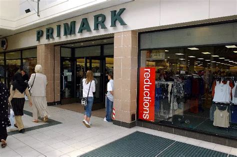 Thousands Flock To Opening Of Worlds Biggest Primark Plymouth Live