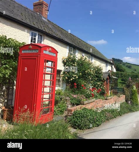 400 Year Old Welsh Cottage Country Cottage Tai Bach Old Bakery And