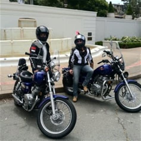 MOTOMIKE MOTORCYCLE RIDING LESSONS - 76 Reviews - San Francisco ...