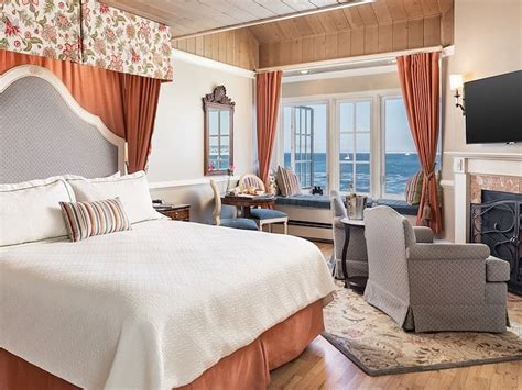 Monterey Hotel Rooms & Suites with Ocean View - Spindrift Inn