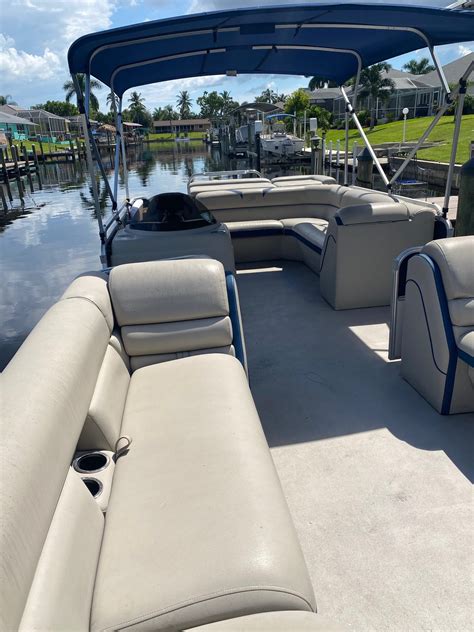 Berkshire Tritoon Boat Rental -- Rent This Berkshire Today