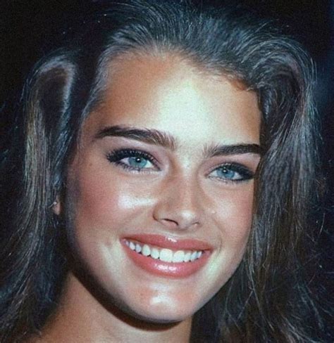 Pin By Zohreh Haddad On زیبا Brooke Shields Brows Photographer