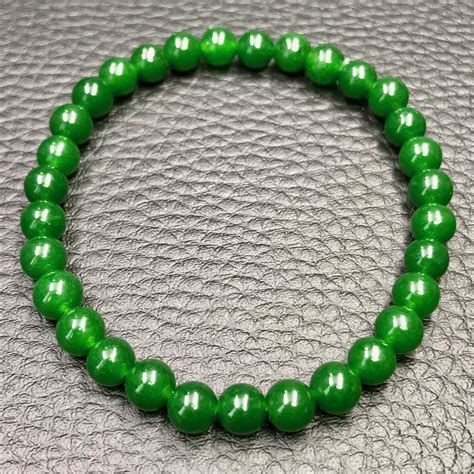 Bracelet en jade néphrite de Chine perles 6mm Cœur de Pierres