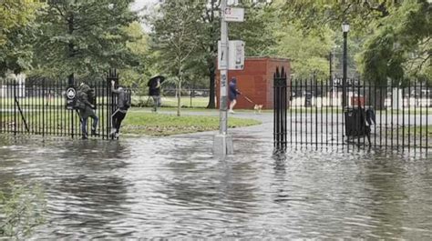 New York inondée et en partie paralysée par des pluies torrentielles