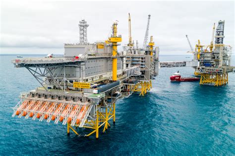 Equinor Contrata A Baker Hughes Halliburton Y Schlumberger Para El