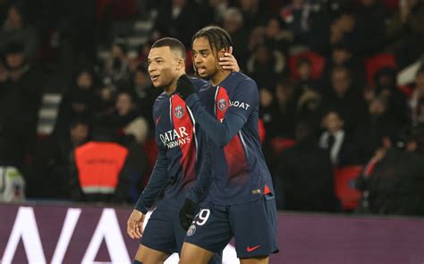 PSG Nantes 2 1 la belle réponse de Barcola auteur de son premier