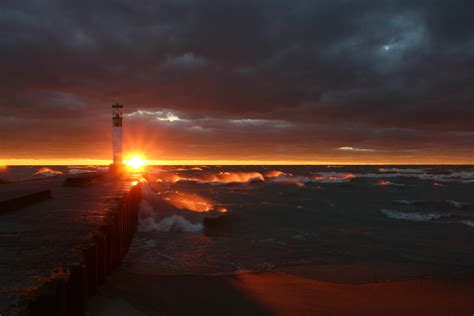 Victor Alderson - Sunsets Photography - Sunset over Grand Bend pier ...