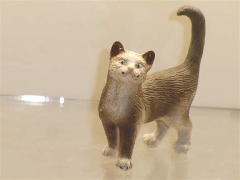 Schleich 13122 Katze Stehend Helle Bemalung