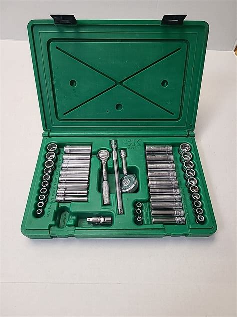 SK 91844 1 4 44 Pcs 6 Pt Std Deep Metric SAE Socket Set Old SK