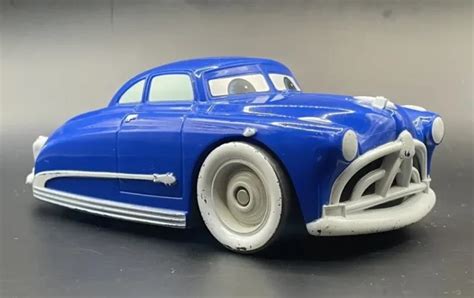 Disney Pixar Cars Shake And Go Talking Fabulous Doc Hudson Hornet Car