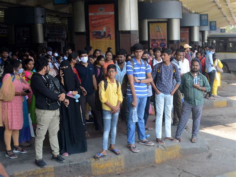 Sankranti Festival Huge Rush At Bus Stand And Railway Stations Sakshi