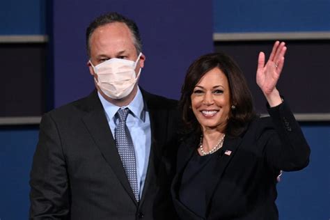 Fact Check Altered Image Shows Jeffrey Epstein Next To Kamala Harris