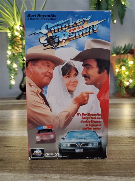 Sally Field Smokey And The Bandit | tunersread.com