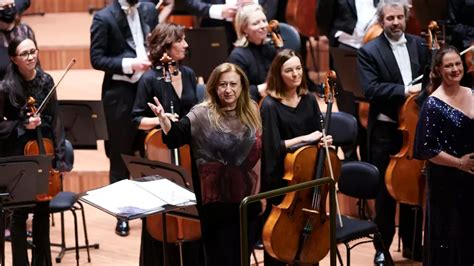 Simone Young Conducts Mahlers Fifth Symphony Amplify Live Music Sydney