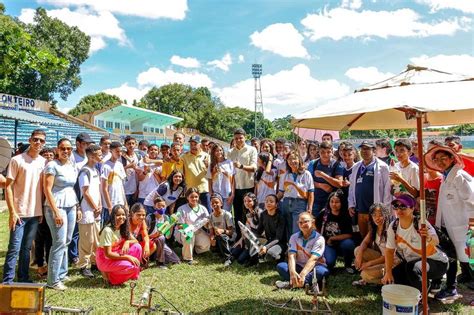 Dr Pessoa participa do lançamento de foguete construído por alunos do