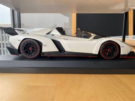 Kyosho Lamborghini Veneno Roadster Pearl White Hobbies Toys