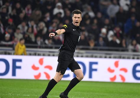 Benoit Bastien Arbitre De OM PSG Pourquoi Les Marseillais Ne Sont