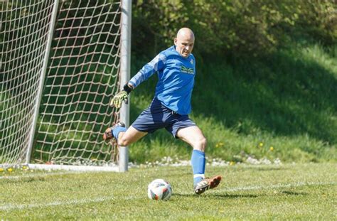 Fu Ball Kreisklasse Hof Hofer T Rken Zeigen Erneut Nerven Regional