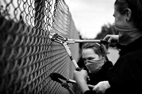 FUCK THE SYSTEM Graffiti Non Stop Graffiti Pictures Graffiti Online Graffitis A