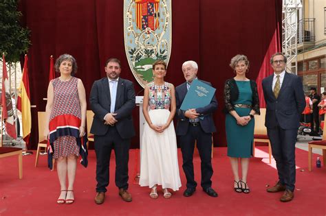 Navarra Reconoce Al Pintor Pedro Salaberri Con El Premio Pr Ncipe De