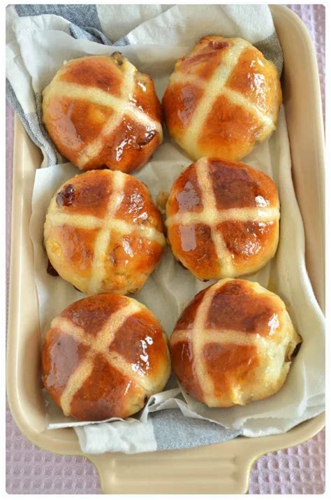 Best Glaze Brushed On Hot Cross Buns Artofit