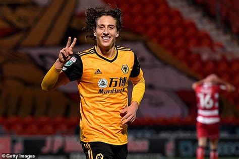 Wolves' record £35m signing Fabio Silva scores first TWO goals - ReadSector