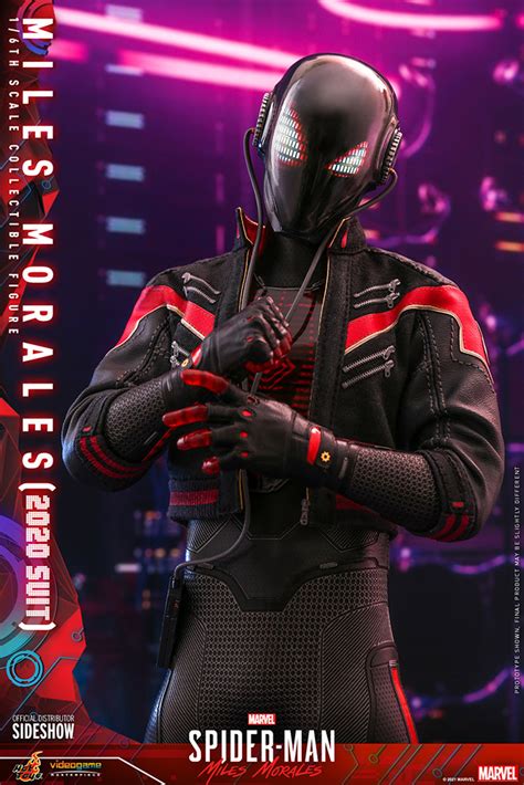 Miles Morales (2020 Suit) Sixth Scale Collectible Figure by Hot Toys | Sideshow Collectibles