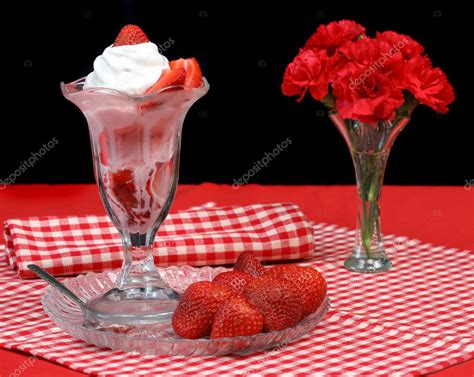 Strawberry Ice Cream Sundae Stock Photo by ©rojoimages 2845281