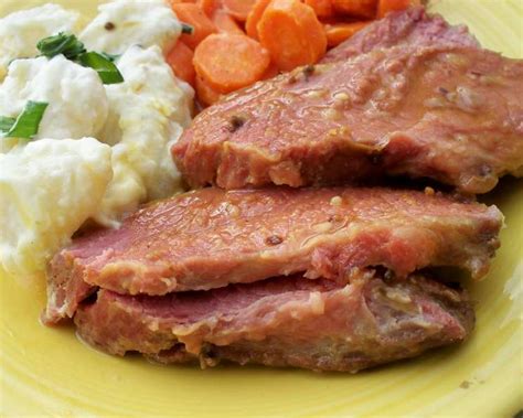 Luby S Cafeteria Baked Corned Beef Brisket W Sour Cream New Pot Recipe