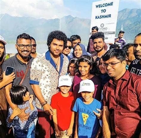 Karthis Click With Fans From Japan Shooting Spot Goes Viral Red