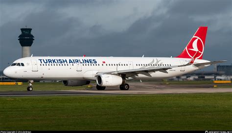 TC JSV Turkish Airlines Airbus A321 231 WL Photo By Chris De Breun