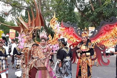 1 000 Seniman Ikut Parade Budaya Penutupan Sanur Festival Village