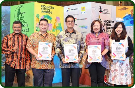 TWO PERMATA GROUP’S SUBSIDIARIES WON INDONESIAN GREEN AWARD - Permata Group