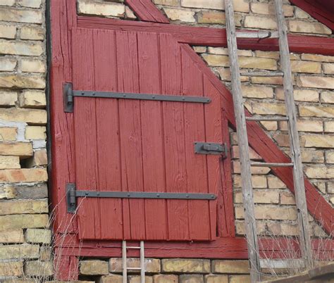 Fotos Gratis Ventana Pared Cobertizo R Stico Rojo Fachada