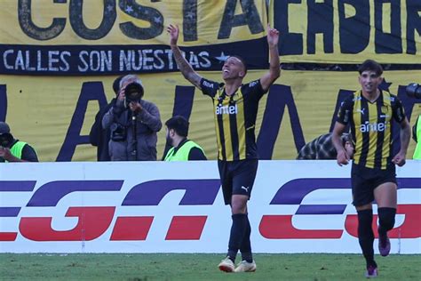 M Ndez Y Laquintana Garanizan Triunfo De Pe Arol En El Cl Sico