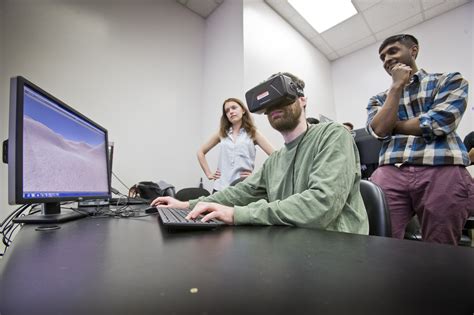 Umds Virtual Reality Students Show Off Final Projects Ecampus News