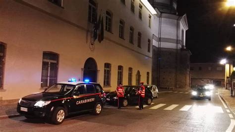 Spaccio Di Droga In Piazza A Cant Cinque In Carcere Due Agli Arresti