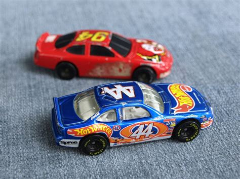 Vintage Hot Wheels Die Cast Nascar Race Car Toys 1996 Kyle Pettys No