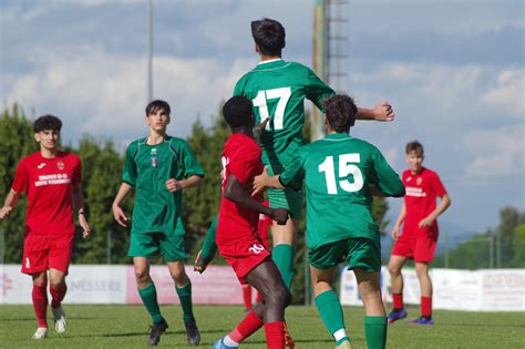 Calcio Giovanile Fratres Perignano E San Giuliano D Elite