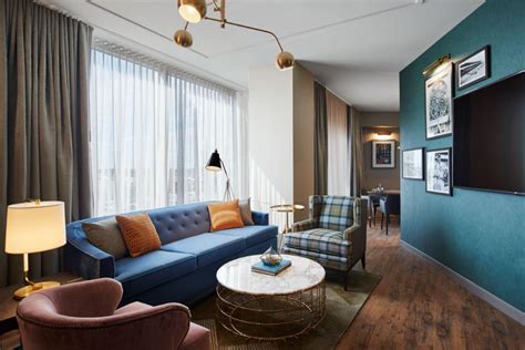 HOTEL ZACHARY, CHICAGO, A TRIBUTE PORTFOLIO HOTEL | GREAT PRICES, BOOK