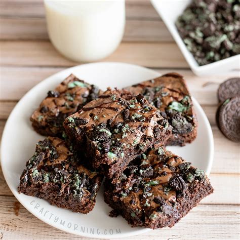 Mint Oreo Brownies - Crafty Morning