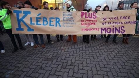 Prostitutes Divided As France Bans Paying For Sex