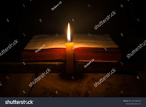 Knowledge Candles 9 077 Images Photos Et Images Vectorielles De