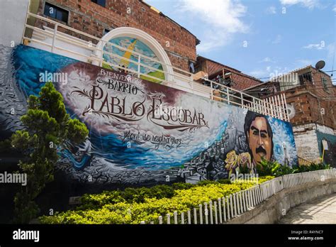 21 de noviembre de 2018 Colombia Medellín Pintura mural en la