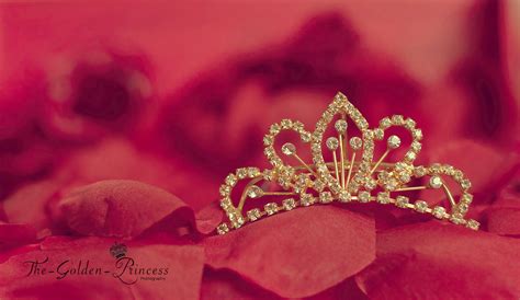 Princess Crown Wallpaper - WallpaperSafari