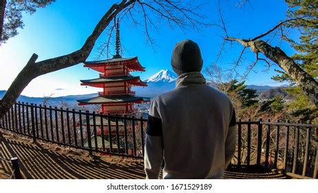 1,673 Chureito pagoda winter Images, Stock Photos & Vectors | Shutterstock