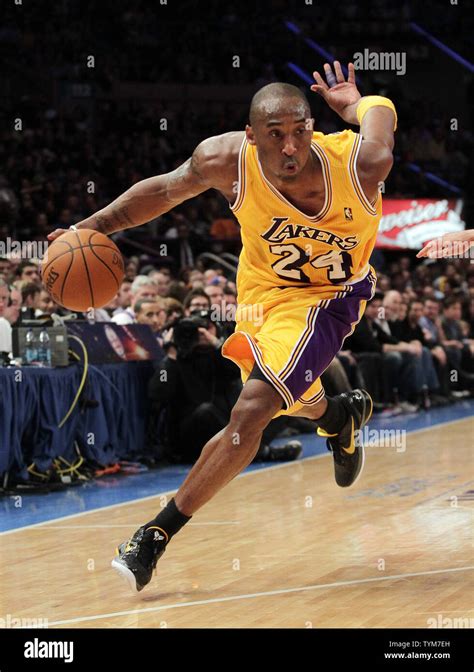 Los Angeles Lakers Kobe Bryant Dribbles Up The Court In The First Half