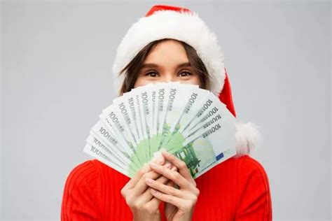 Social Welfare How To Get A Double Christmas Bonus As Festive